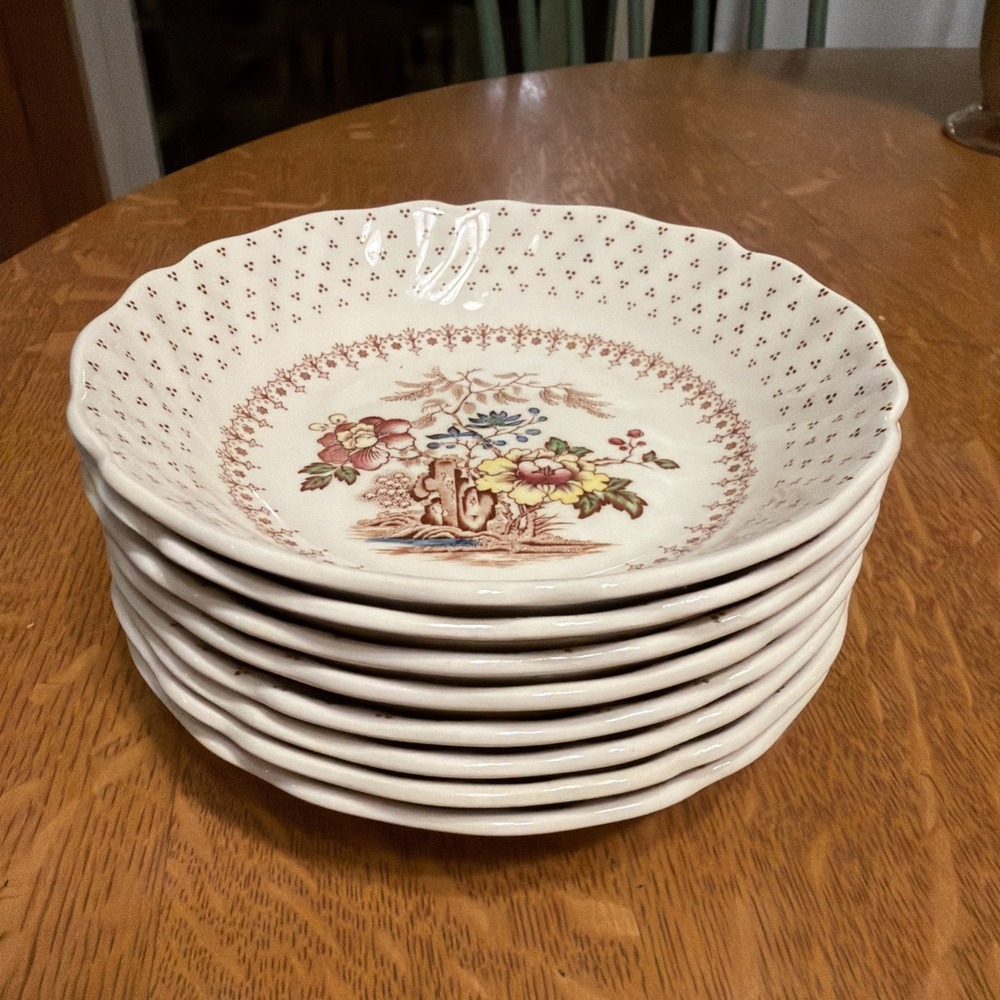 Vintage Set Of 8 Royal Doulton Grantham 5.75" Bowls MINT